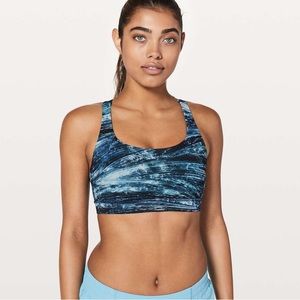 Lululemon blue, black & white Energy bra with rare abstract print!